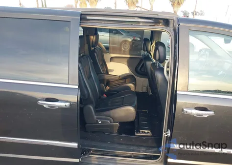 2013 Chrysler Town & Country Touring-L from USA, damaged, VIN 2C4RC1CG9DR570877